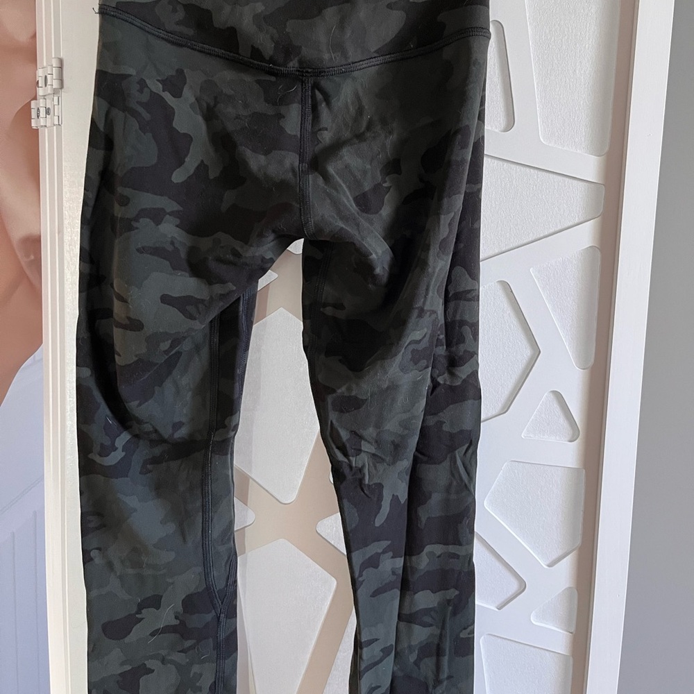 Lulu align camo 23” size 2
